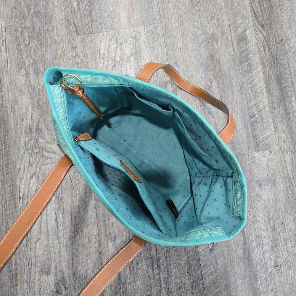 Fossil Keyper Blue Tote Bag With Tan Accents - image 8